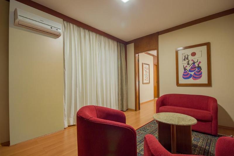 לונדרינה Hotel Crystal מראה חיצוני תמונה